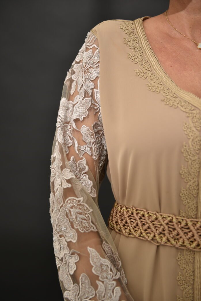 One-pieces Silk and Lace Kaftan - Image 3