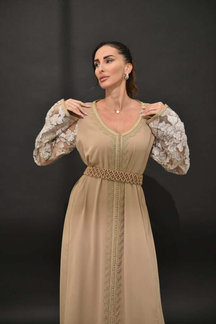 One-pieces Silk and Lace Kaftan - Image 4