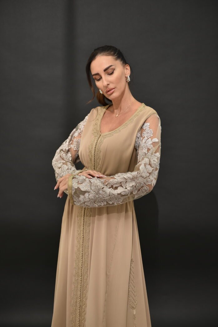 One-pieces Silk and Lace Kaftan - Image 5